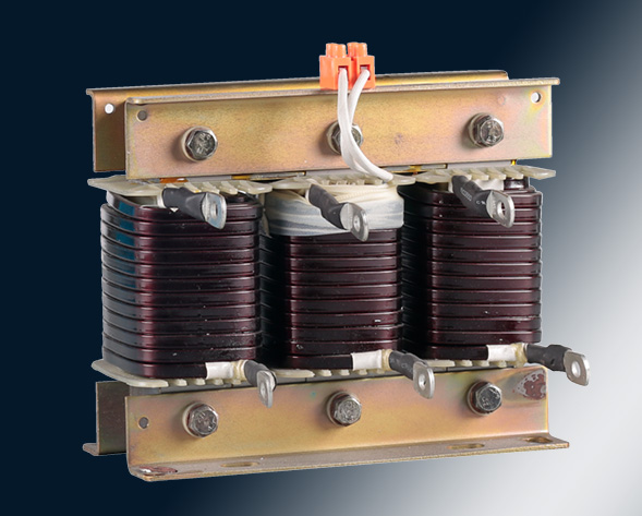 NMCKSG低壓 NMCKSC高壓電容器串聯(lián)電抗器在補(bǔ)償容性無(wú)功功率的時(shí)候，往往會(huì)受到諧波電流，合閘涌流及操作過(guò)電壓的影響，造成電容器損壞和功率因數(shù)降低，為此需…