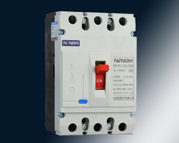 NMCM1系列塑料外殼式斷路器（以下簡(jiǎn)稱(chēng)斷路器），額定絕緣電壓為800V．適用于交流50Hz．額定工作電壓至690V．額定工作電流從10A至1250A的配電網(wǎng)絡(luò)…